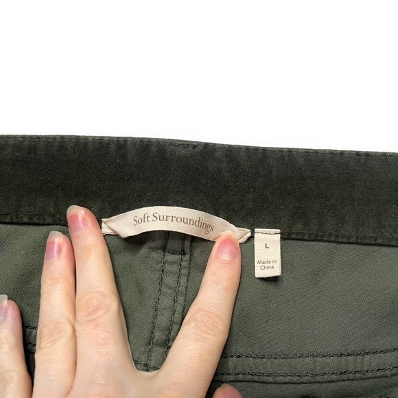 SOFT SURROUNDINGS Solid All Green Velvet Feel Pants Womens Size L Large 2at00 - Picture 6 of 6